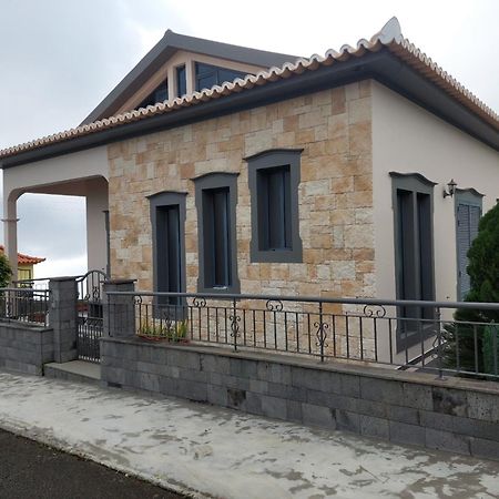 Casa Do Vale Da Estrela Apartment กัลเลตา ภายนอก รูปภาพ